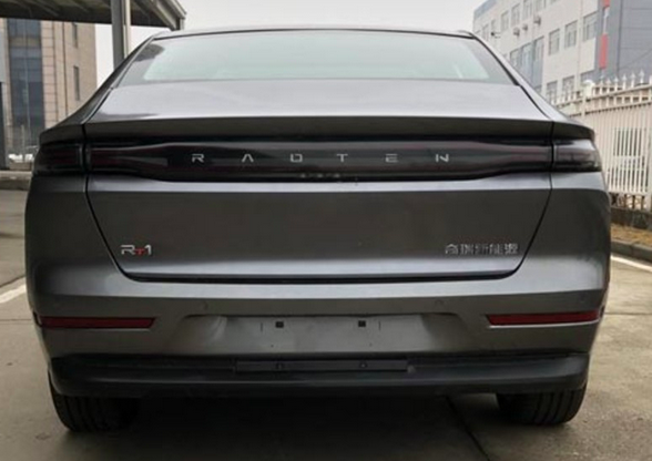 全鋁平臺打造，三聯屏設計，瑞騰RT1才是奇瑞的殺手鐧？