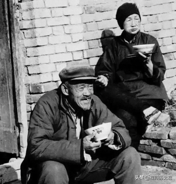 1946年，河南老漢撿回一個日本傷兵，養了47年，後來回國這樣報恩