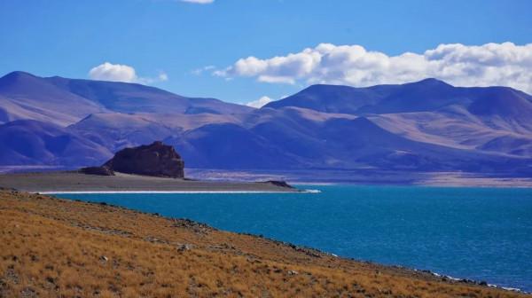 穿越西藏阿里中線,地上只有車轍印,這種路就是轎車能力的極限 穿越西藏阿里中線,地上只有車轍印,這種路就是轎車能力的極限