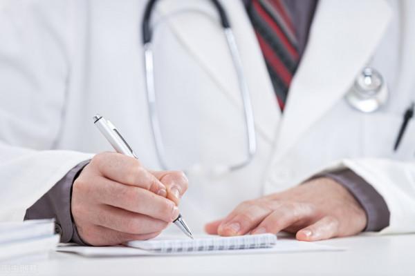 太多人因亂服藥物致使腎衰竭！醫生說：這些藥物是傷腎的主角