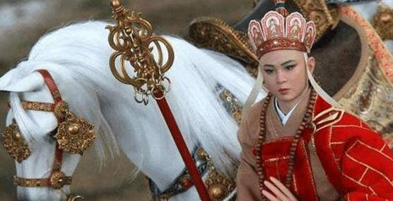 六耳獼猴實力之謎，連沙僧都搞不定，他還能打死孫悟空？別逗了