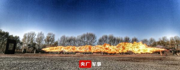 燃爆！實拍武警官兵噴火訓練現場