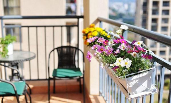 陽臺剛封好，物業卻要求立馬拆了？自家的陽臺到底能不能封？