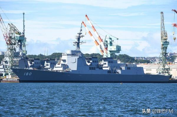 44艘與8艘,十年時間,海軍防空驅逐艦把海自甩開了好幾條街 44艘與8艘,十年時間,海軍防空驅逐艦把海自甩開了好幾條街