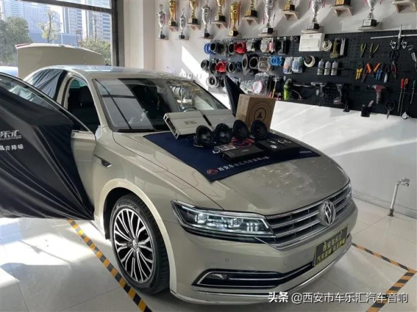 大眾輝昂音響改裝海螺5系三分頻 原車頂配丹拿音響都不能滿足？