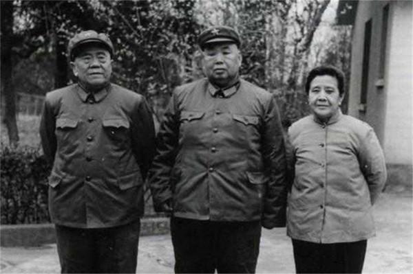 48年聶鳳智提出“奇襲周村”,可多數人不看好,許世友:放手去打 48年聶鳳智提出“奇襲周村”,可多數人不看好,許世友:放手去打