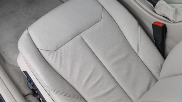 配置高里程低，高性價比的“罕見”二手寶馬320Li