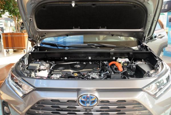 20萬級合資緊湊型SUV 豐田RAV4榮放值得推薦嗎？