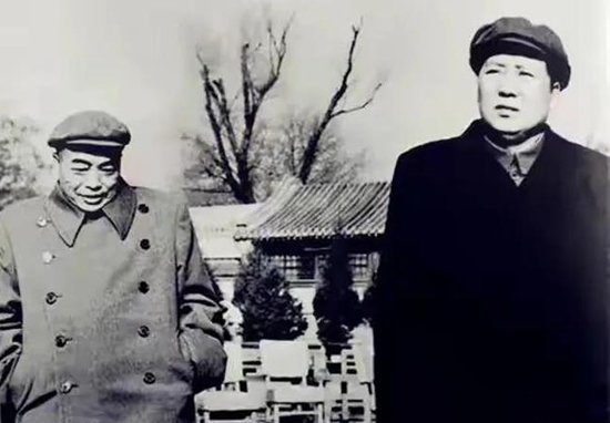 1957年遵義發現一具烈士遺骸，彭德懷得知後淚流滿面：終於找到了