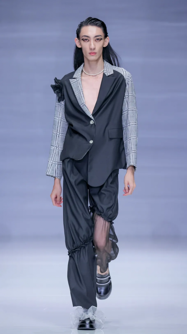 評論 | 中國國際時裝週，能給北京文化消費市場帶來什麼？