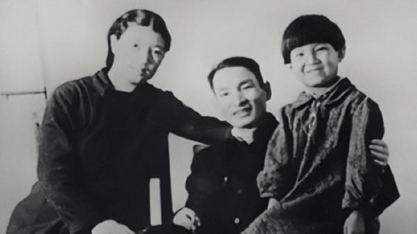 90年代初，80多歲的陳雲要求央視停播這部電視劇，央視緊急執行