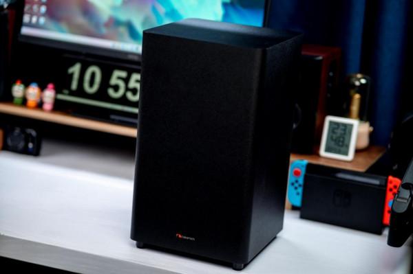 入手5.1.2全景聲迴音壁套裝，通吃電影遊戲，無線也能有好音質