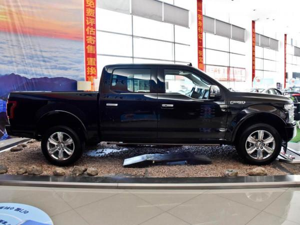 四驅能越野,超大空間能拉東西賺錢,實拍福特F-150 四驅能越野,超大空間能拉東西賺錢,實拍福特F-150
