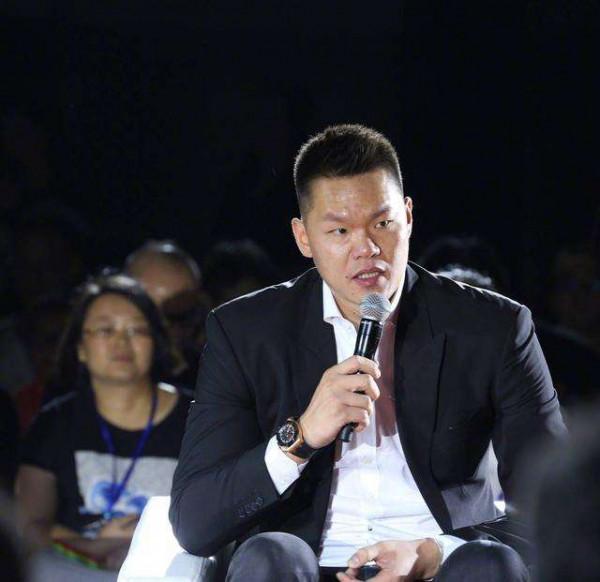 真的來了！廣東新外援與球隊合練影片曝光，一週內可抵達賽區參賽