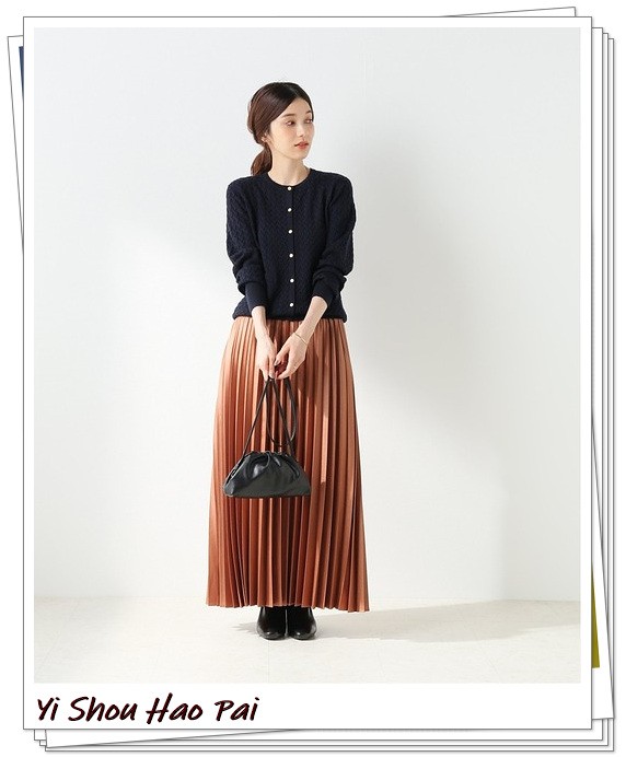 展現女人優雅和知性，14種海軍藍單品穿搭分享