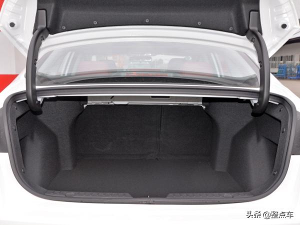 既好看又耐用,三輛頂配不過10萬的緊湊型家轎,是否有你的菜? 既好看又耐用,三輛頂配不過10萬的緊湊型家轎,是否有你的菜?