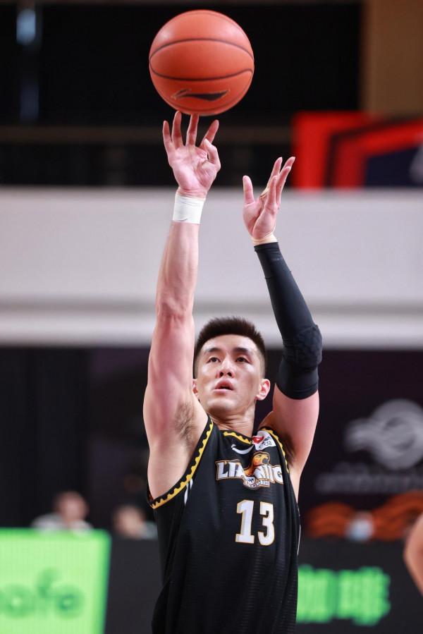 籃球——CBA第一階段：遼寧本鋼勝新疆伊力王酒