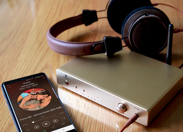 輕巧靈動不輸陣——EF-1000高保真耳放解碼數播一體機 輕巧靈動不輸陣——EF-1000高保真耳放解碼數播一體機