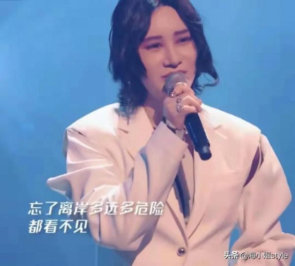 各大衛視春晚眾星雲集,Baby百萬珠寶搶鏡,楊冪百花裙奪人眼球 各大衛視春晚眾星雲集,Baby百萬珠寶搶鏡,楊冪百花裙奪人眼球