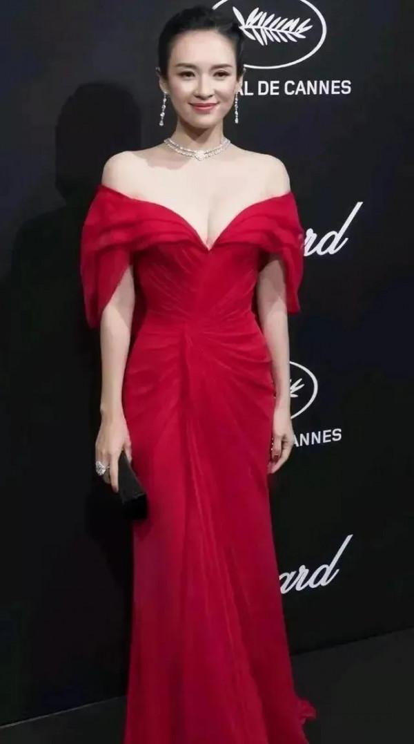 章子怡明豔動人