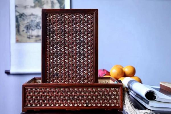 仿清宮舊藏！小葉紫檀鏤空蒲紋·天地蓋盒