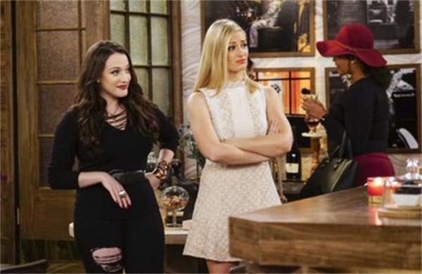 破產姐妹開播十週年,永遠積極向上的姐妹倆,幾刷都不夠 破產姐妹開播十週年,永遠積極向上的姐妹倆,幾刷都不夠