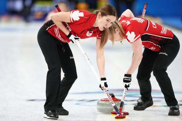 女子冰壺加拿大隊大勝，美國隊擊敗韓國，中國隊第8已無退路