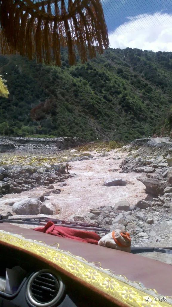 川藏七七四十九天（6）被盜、高反、懸崖邊飆車