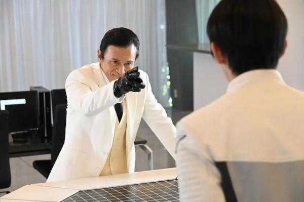 假面騎士Revice第21話預告公開，Jack Revice和01蝗蟲形態登場