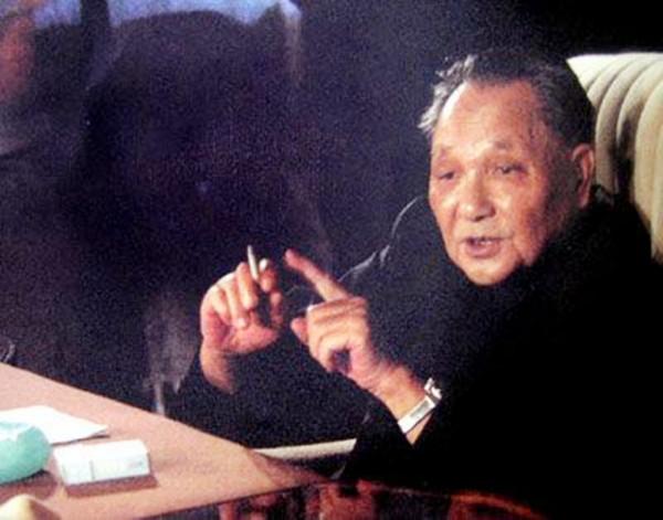 1978年,有人在紐約報紙上勸他戒菸,鄧小平的回覆很“小平同志” 1978年,有人在紐約報紙上勸他戒菸,鄧小平的回覆很“小平同志”