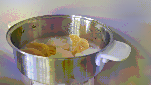 新手寶媽做飯不慌！蒸燉煮“三連”，一機搞定寶寶輔食、營養湯羹