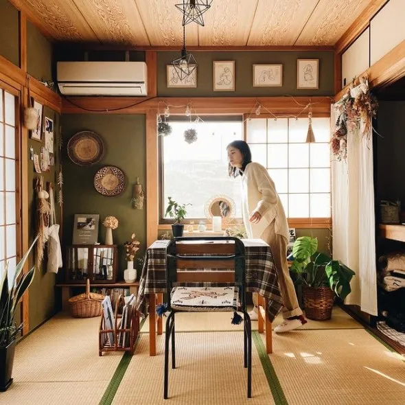 一人一狗蝸居19㎡小屋,引來3萬人圍觀!高收入小姐姐的歲月靜好 一人一狗蝸居19㎡小屋,引來3萬人圍觀!高收入小姐姐的歲月靜好