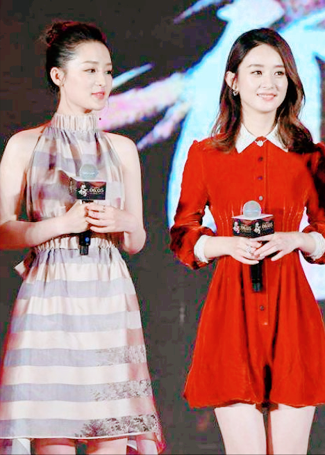 當80後美人遇到90後美人，真是一代不如一代，顏值差距一目瞭然