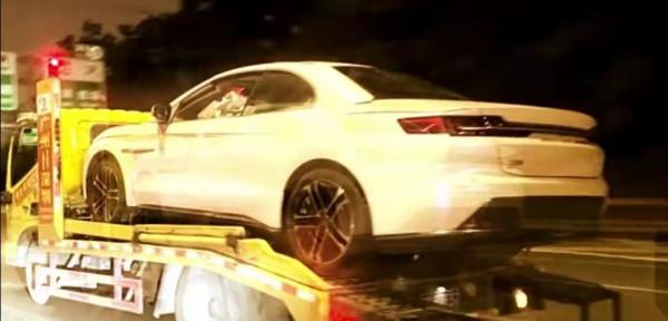 比亞迪漢即將拓圈 雙門硬頂跑車曝光，外表很炫酷