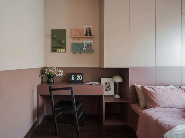 138㎡北歐風格裝修，客廳大面積留白+深咖色設計，這顏值絕了