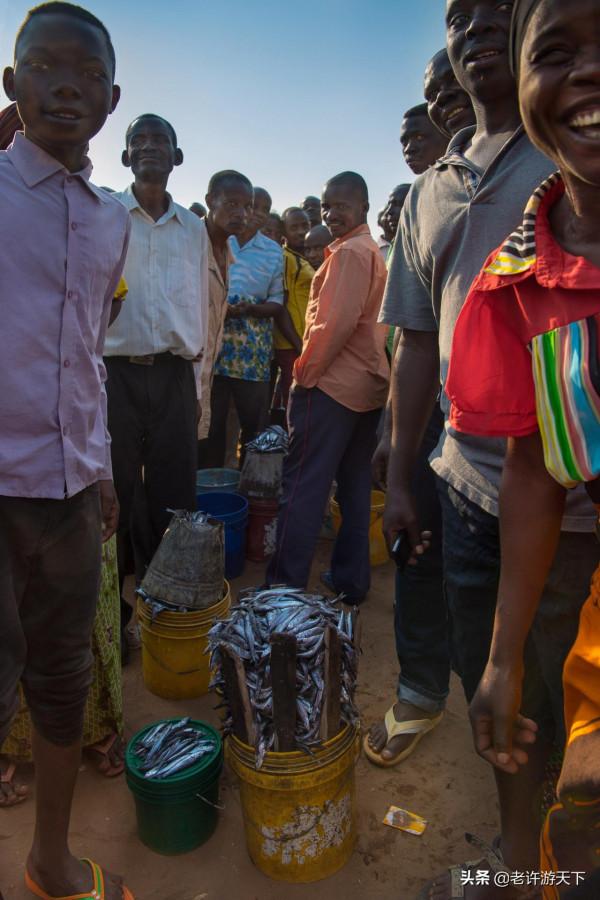 世界上最窮的10個國家，全在非洲，人均不足1美元的日子怎麼過？