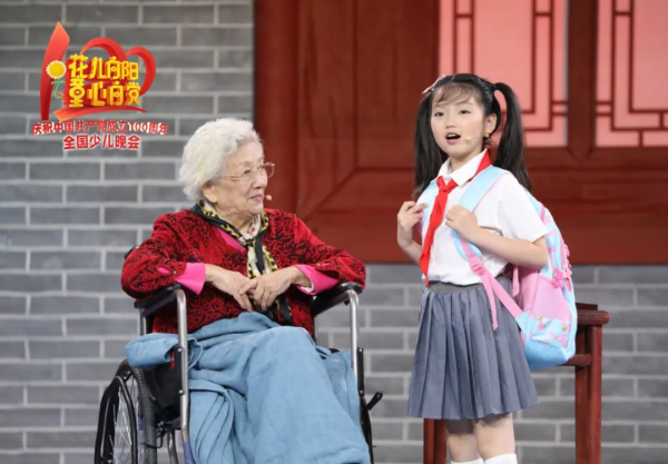 《爸爸去哪兒》女娃變化：Grace姐姐變美了，王子珊的裝扮隨馬蓉