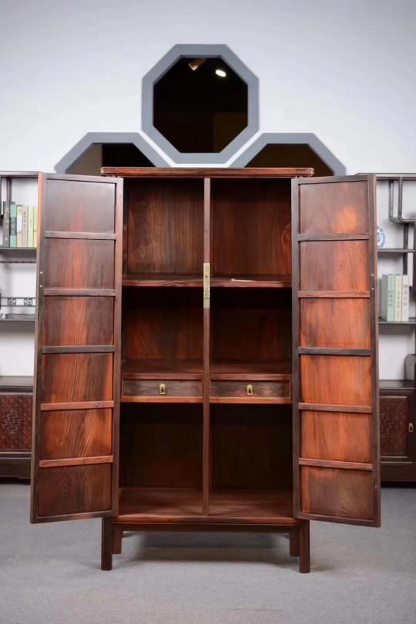 大紅酸枝凹槽瓜稜角萬曆櫃