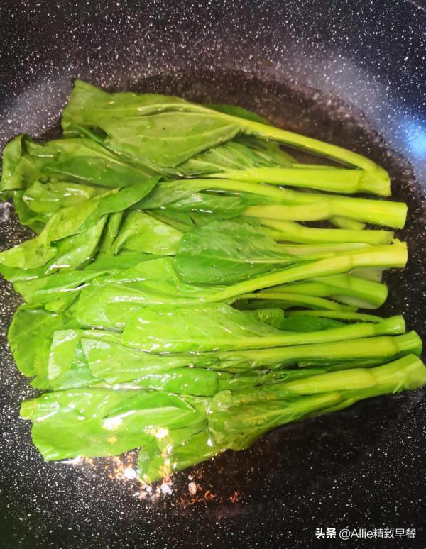 香酥肉餅這樣做,外皮酥脆,鮮嫩多汁,無需發麵,簡單又省事 香酥肉餅這樣做,外皮酥脆,鮮嫩多汁,無需發麵,簡單又省事