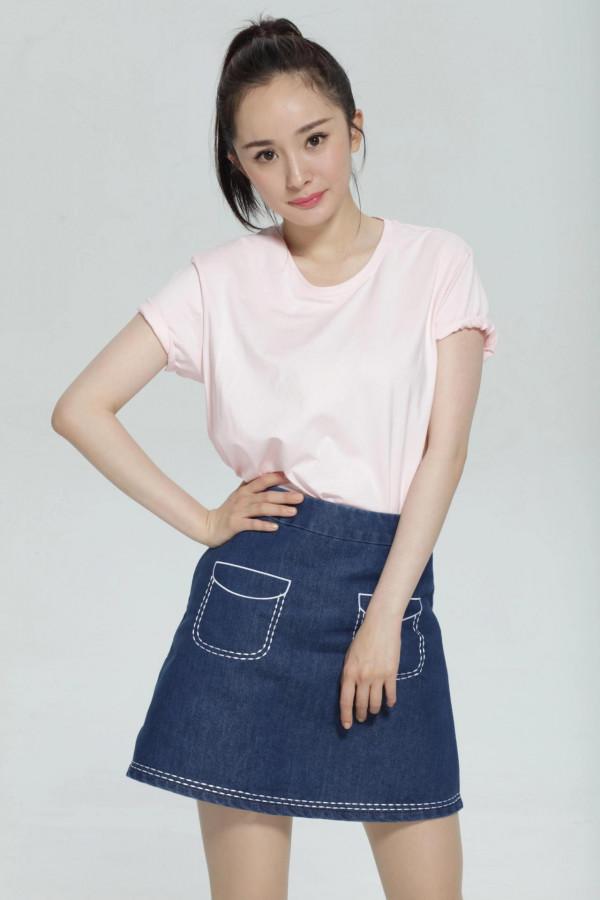 楊冪某品牌廣告定妝照