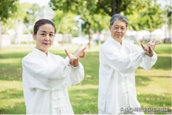 55歲大叔血糖從14.7降到5.2，醫生：他的3個降糖習慣，值得學習