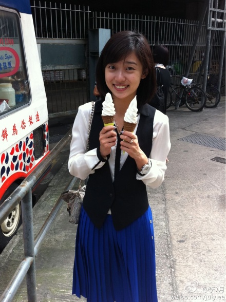 央視主持李七月：用八年時間逐夢，被稱為董卿接班人