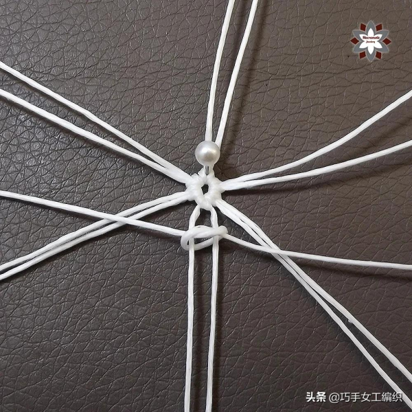 用繩子就能編出漂亮的雪花，超詳細的教程，一步一步教你編