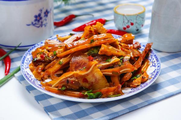 孩子放假，一家人的早中晚餐食譜，葷素搭配營養均衡，頓頓都吃光