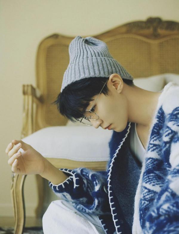 王俊凱,戴上金絲眼鏡的文藝氣息綻放獨特魅力真的好帥 王俊凱,戴上金絲眼鏡的文藝氣息綻放獨特魅力真的好帥