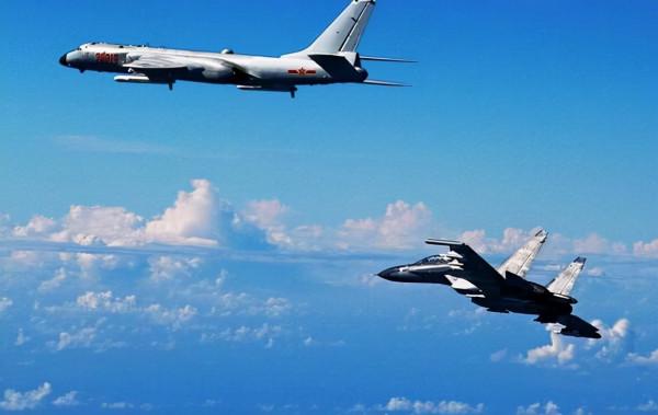 中華晚報 | 法航班起火畫面曝光、法國召回大使後美澳表態、中國駐里約總領館遭男子投擲爆炸物...... 中華晚報 | 法航班起火畫面曝光、法國召回大使後美澳表態、中國駐里約總領館遭男子投擲爆炸物......