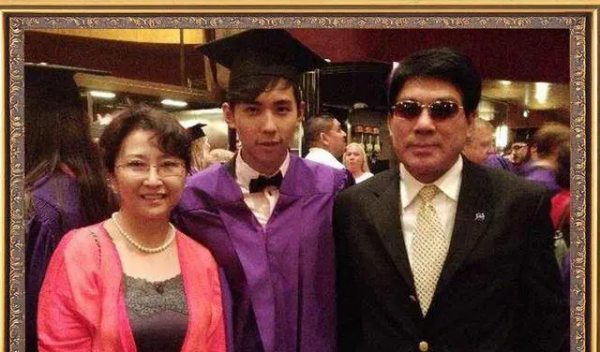 範旭霞：和朱時茂結婚相守42年，見證丈夫的成敗，他的緋聞我放心