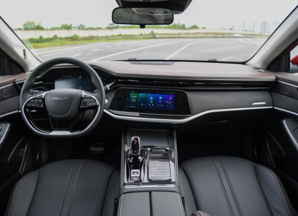 購車預算在15萬元左右？吉利星瑞、現代名圖、奕炫MAX價效比高