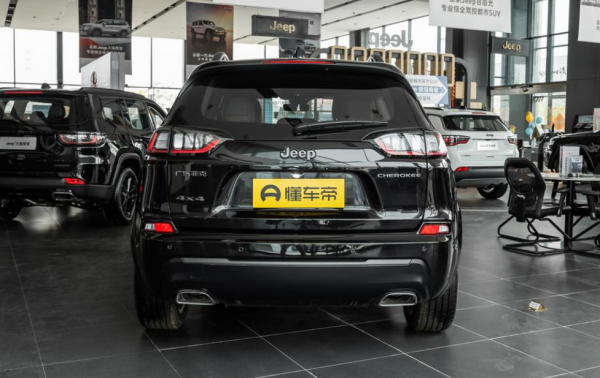 Jeep自由光：體驗80週年紀念版車型，配2.0T+9AT動力組合！