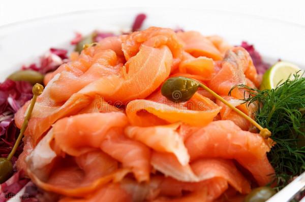 老年人要長壽，該多吃肉還是少吃肉？這3種情況，適當吃肉好處多